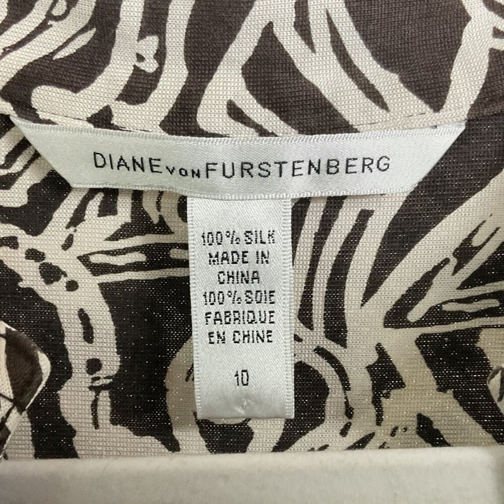Diane von Furstenberg brown and white printed 3/4 sleeve silk shift dress, sz 10 - Picture 10 of 11